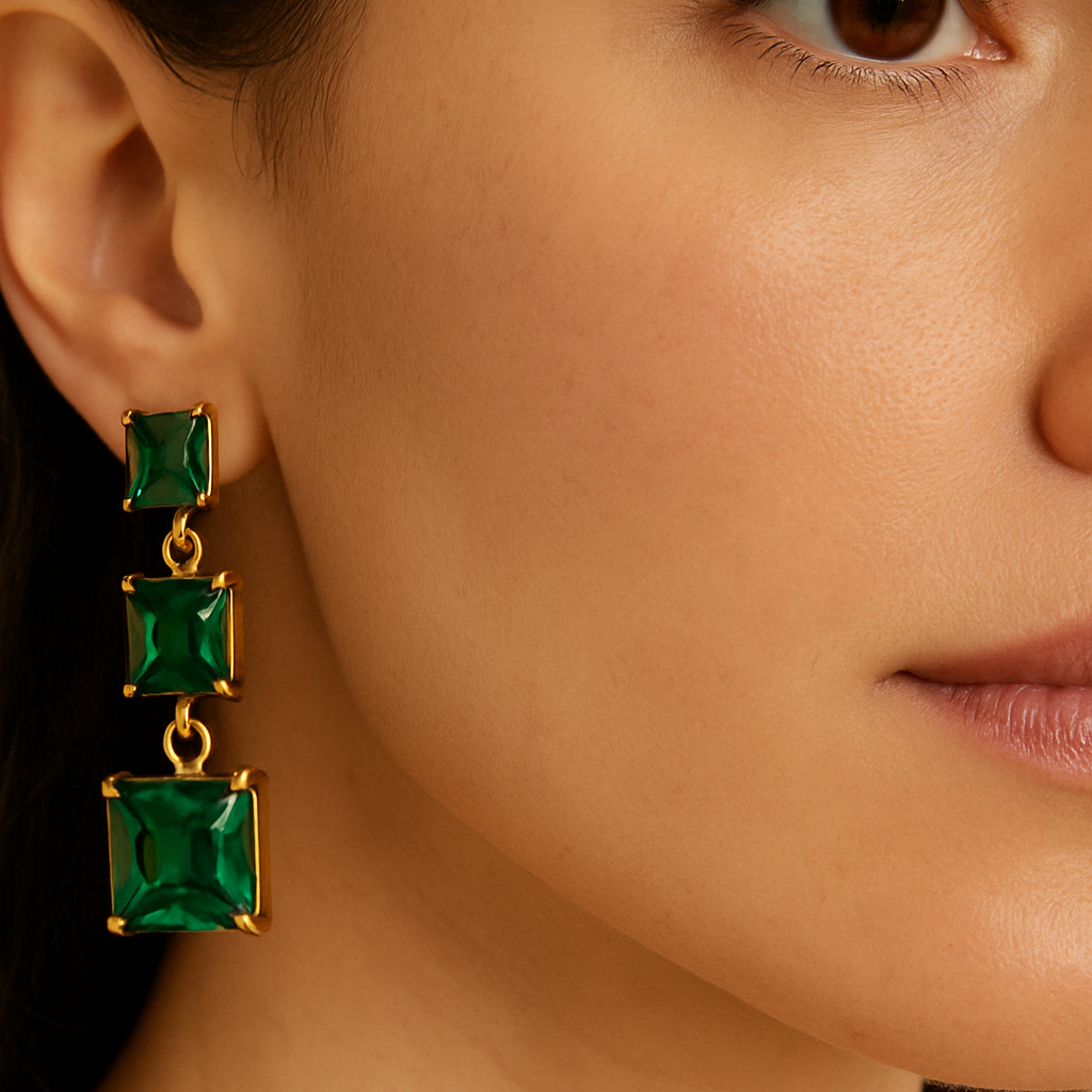 Verde Eclat Emerald Drop Earrings