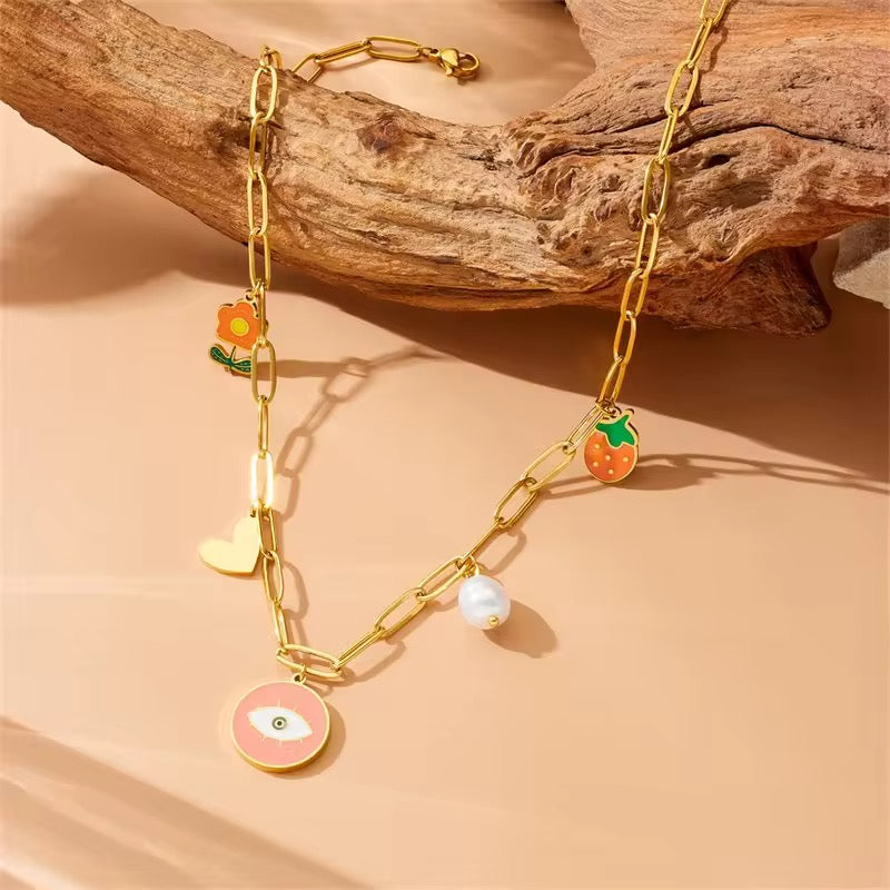 Douce Eclat Charm Necklace