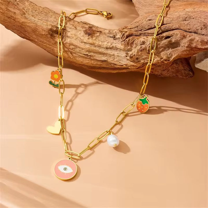 Douce Eclat Charm Necklace