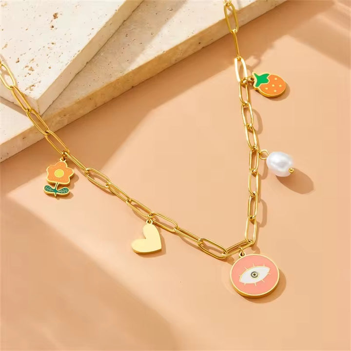 Douce Eclat Charm Necklace