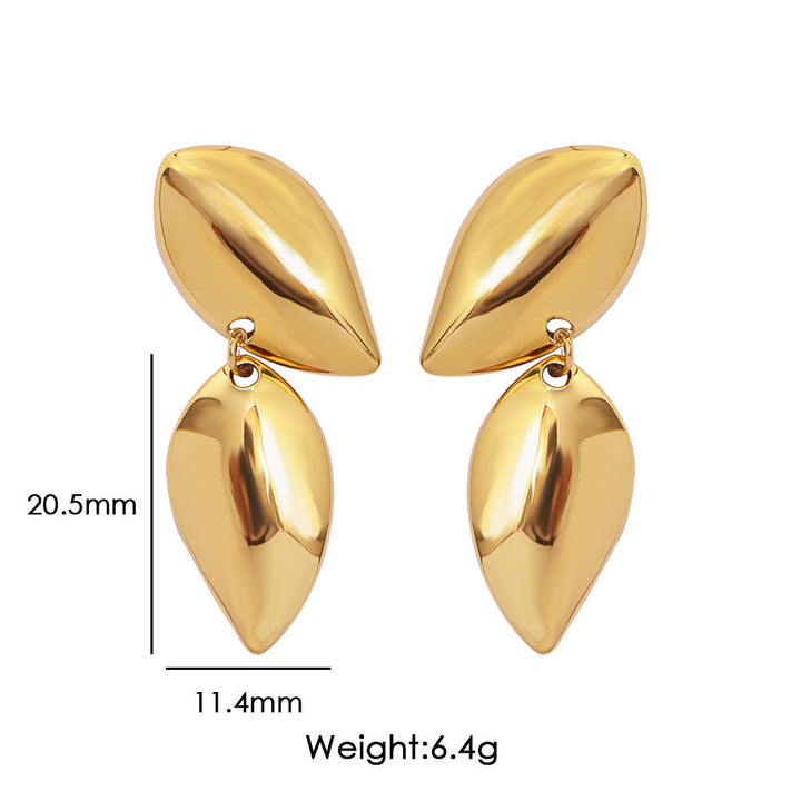 A pair of shiny gold teardrop-shaped drop earrings shown on a white background with printed dimensions (20.5mm height, 11.