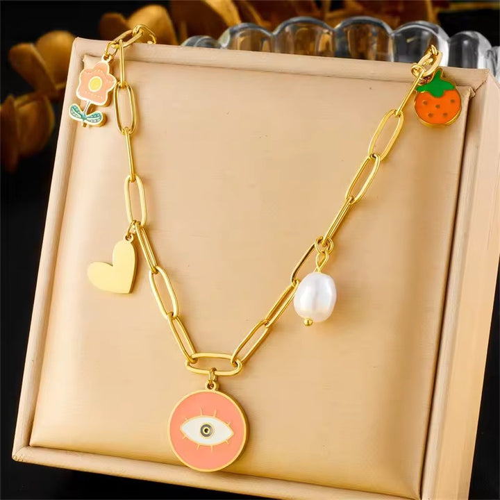 Douce Eclat Charm Necklace