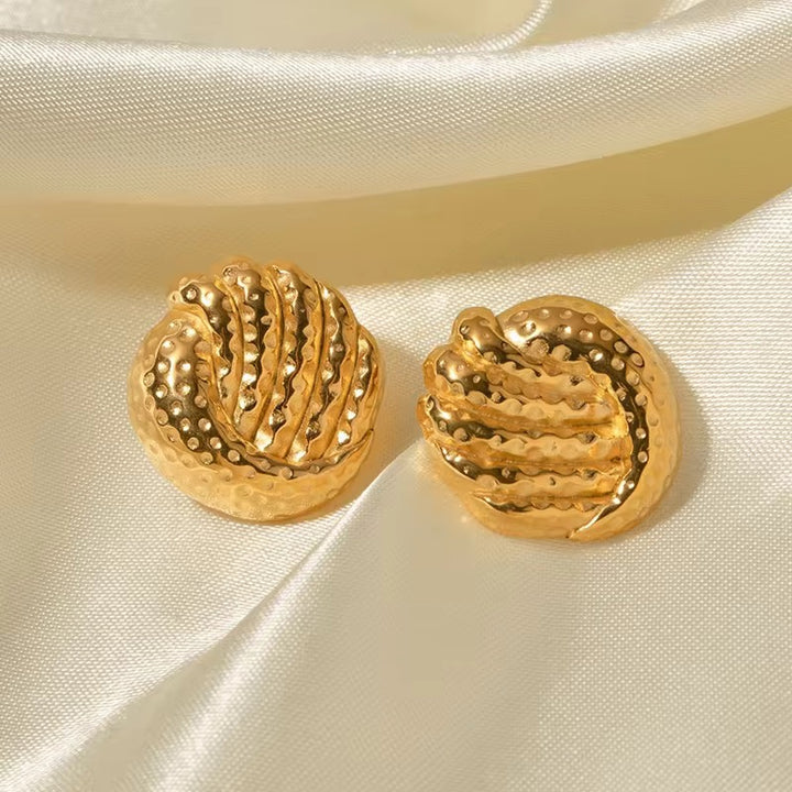 Dome Ripple Twist Earrings