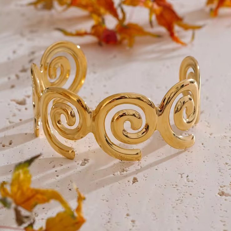 Dreamy Whirlwind Swirls Bracelet
