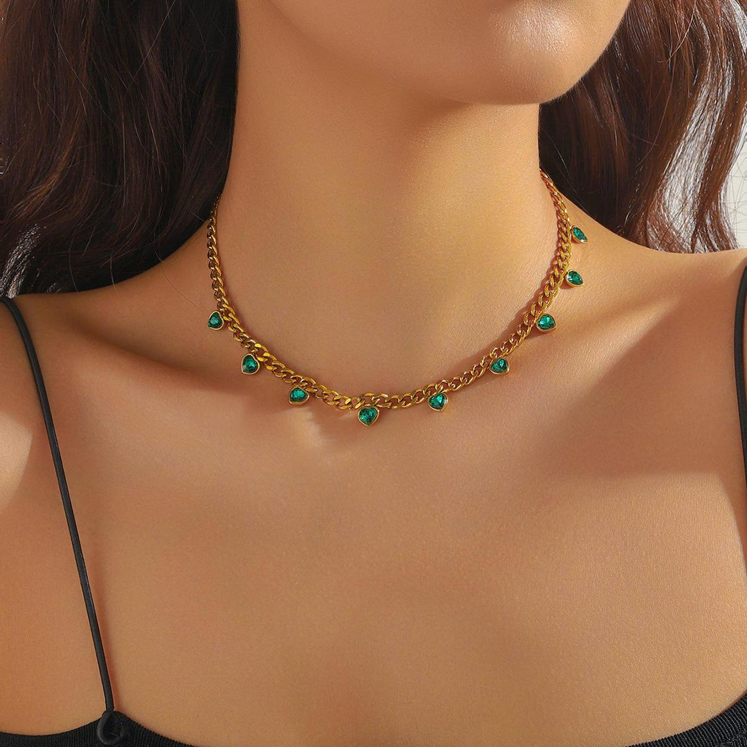 Chic Emerald Hearts Necklace