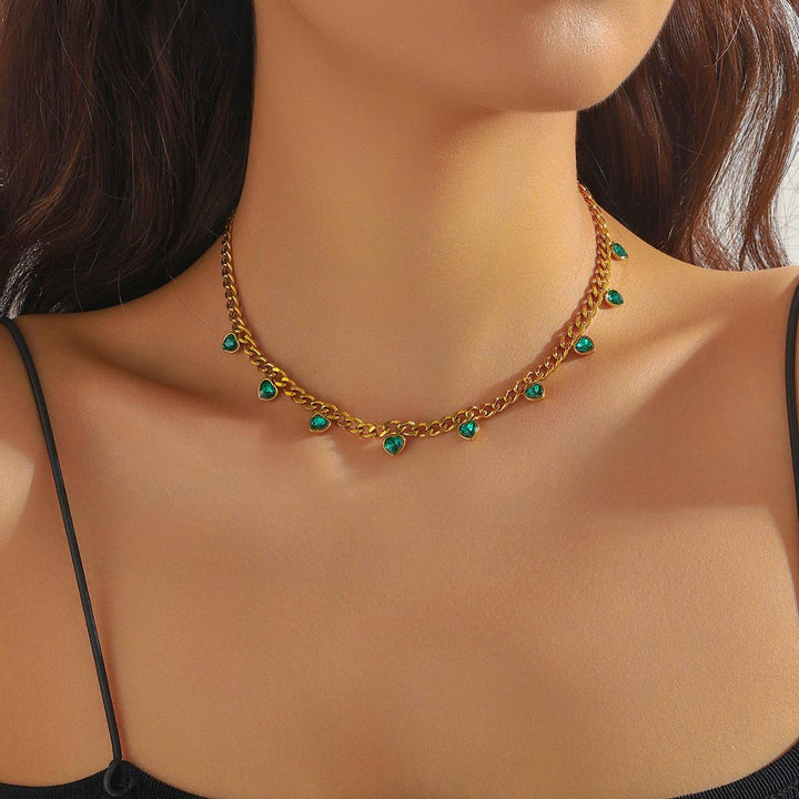 Chic Emerald Hearts Necklace