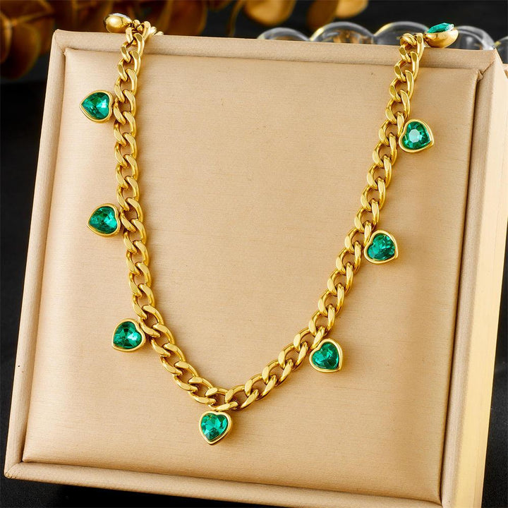 Chic Emerald Hearts Necklace