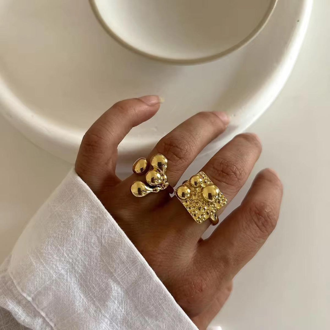 Dramatic Gloss Bubbles Ring