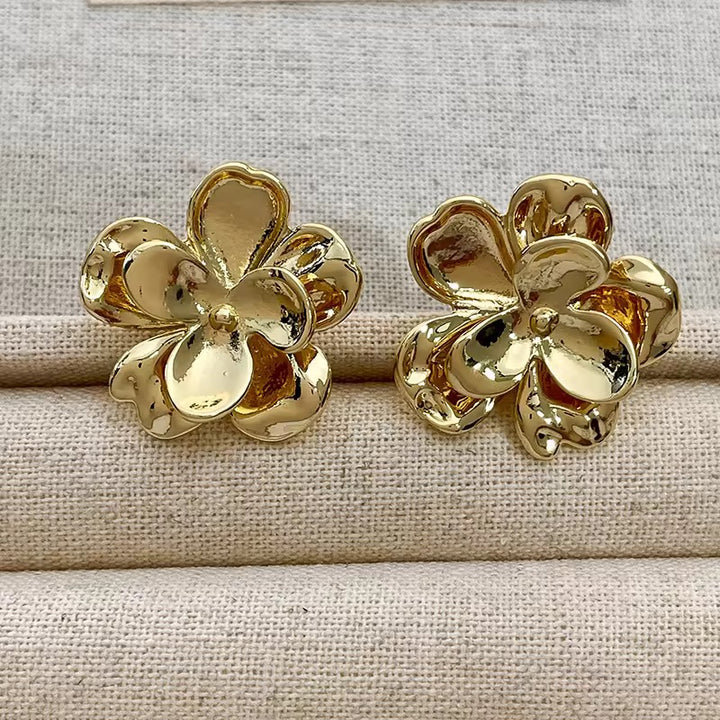 Bellezza Bloom Stud Earrings