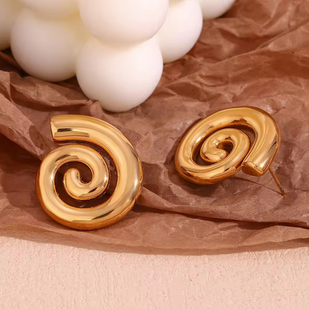 Aurelia Coil Stud Earrings - Élan D&