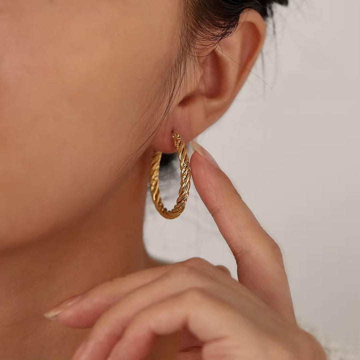 Classic Braided Twisted Earrings - Élan D&