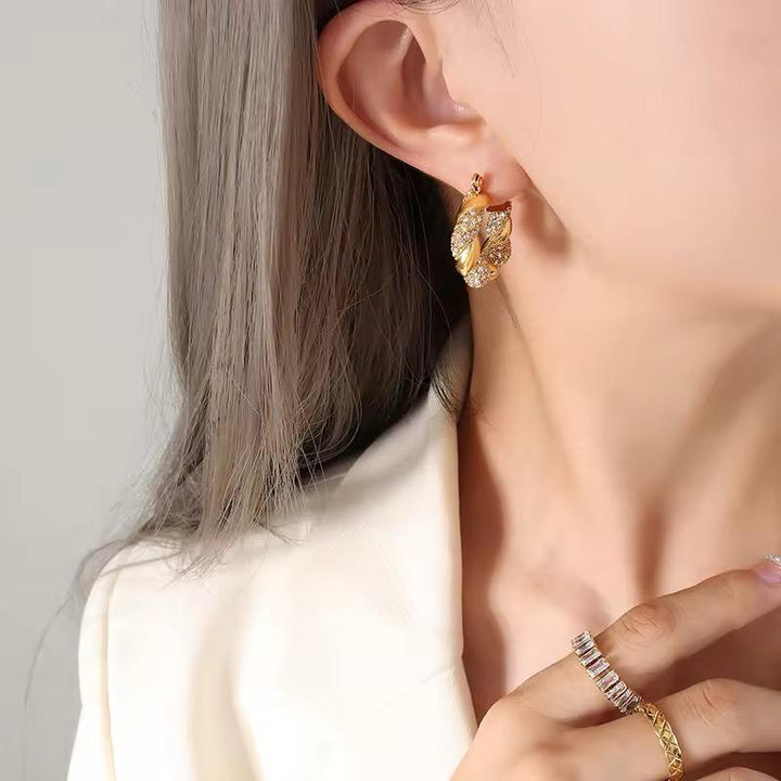 Golden Braid Dazzle Earrings - Élan D&