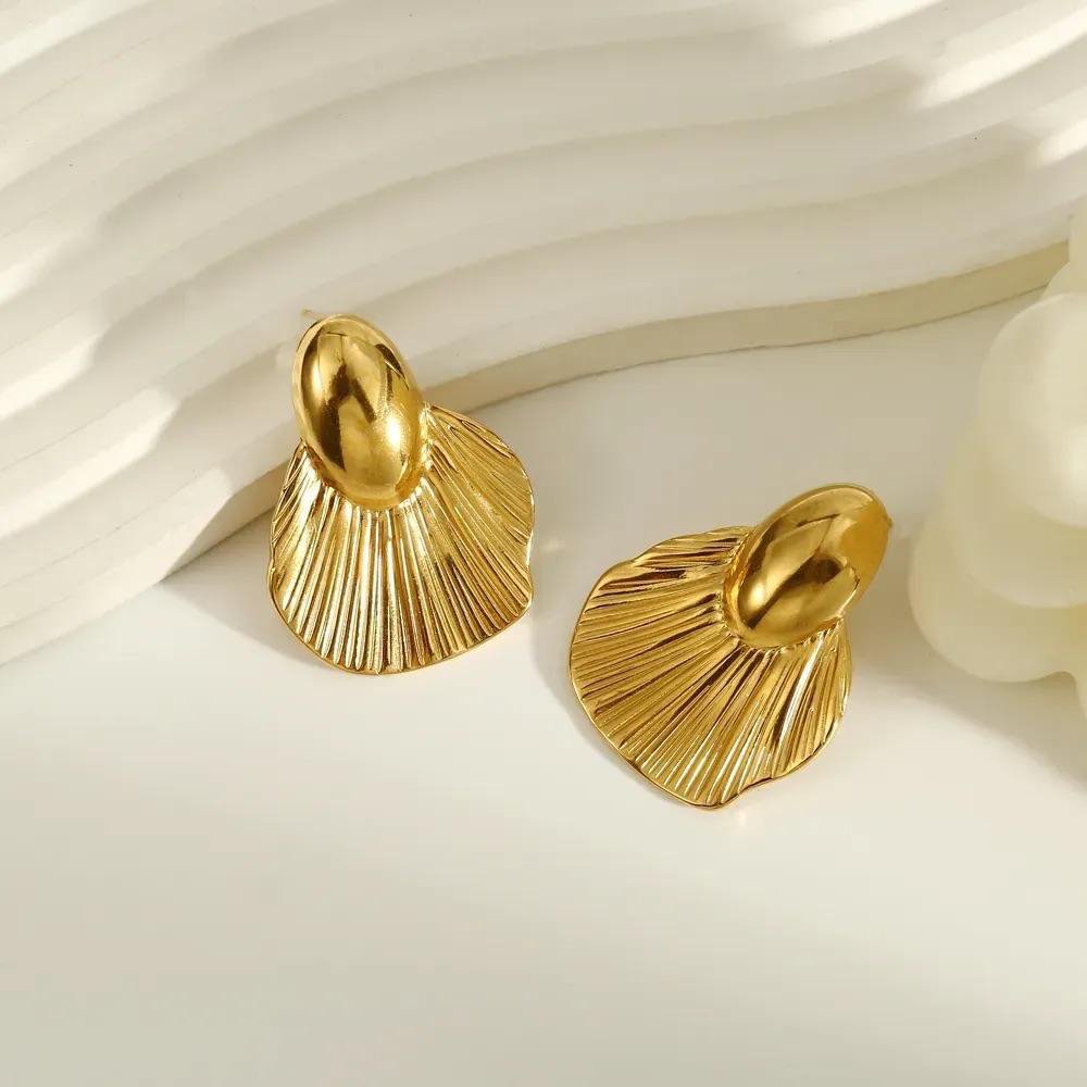 Ocean Crest Tides Earrings - Élan D&