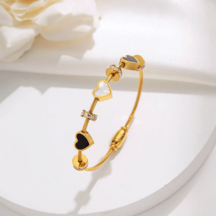 Retro Love Charm Heart Bracelet - Élan D&
