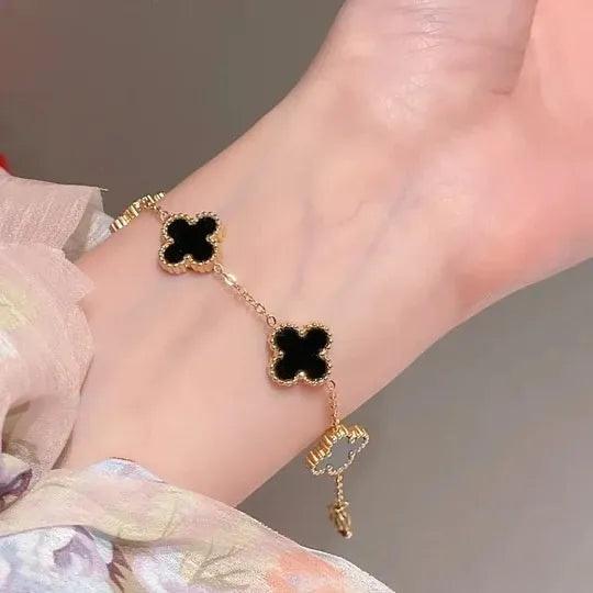 TWILIGHT NOIR PETAL BRACELET - Élan D&