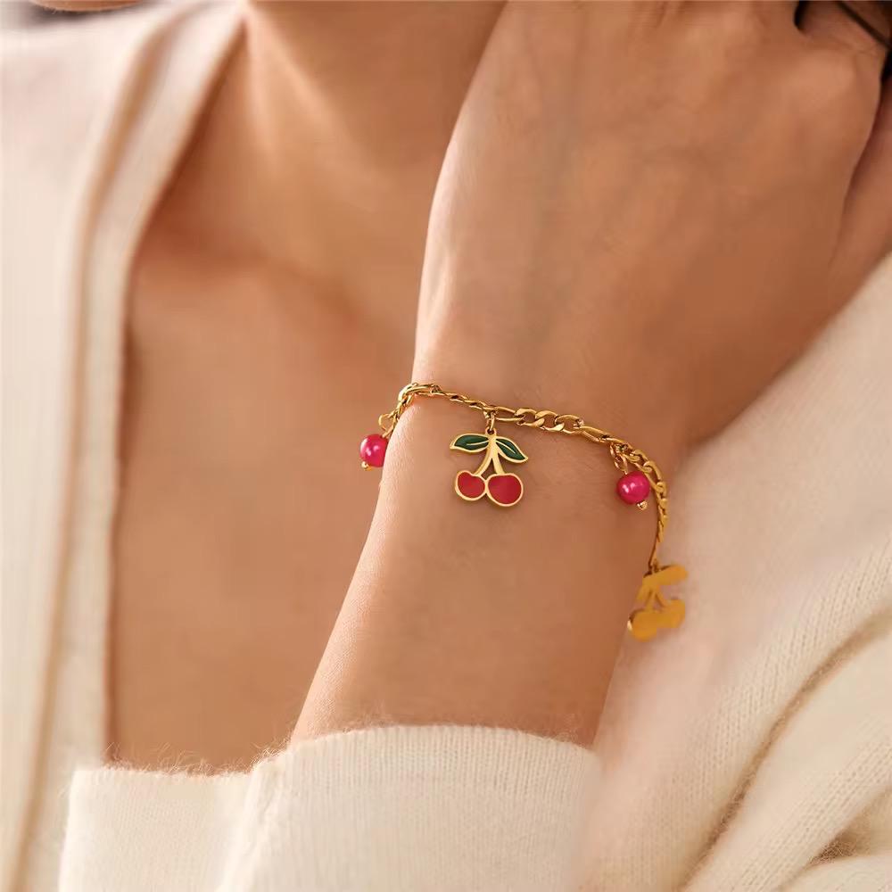 Youthful Glow Cherry Bracelet - Élan D'Or